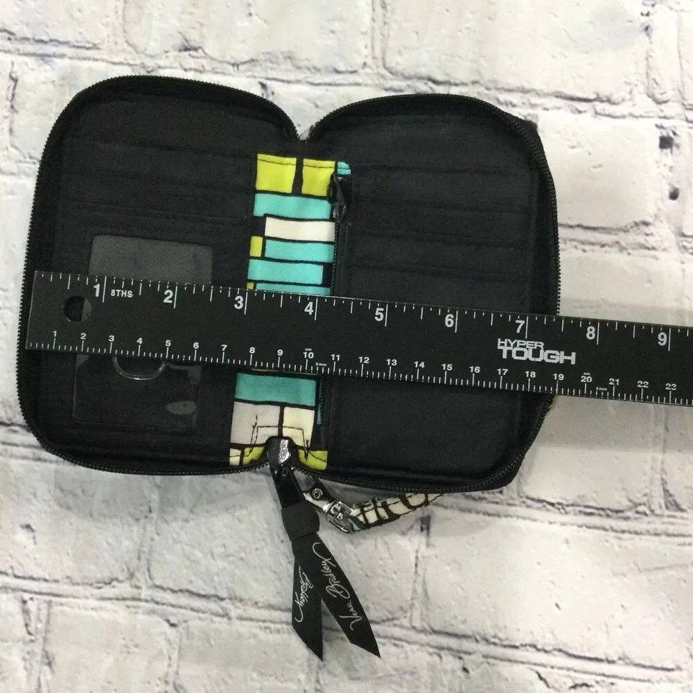 Vera Bradley Wallet Size 3" x 6" Multi Colors Zip Around - Picture 5 of 9